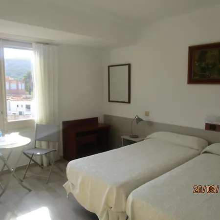 Hotel Apartaments Gesoria Porta Ferrada-2