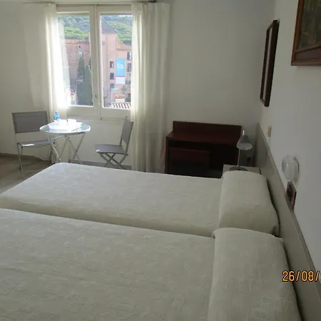 Hotel Apartaments Gesoria Porta Ferrada-3
