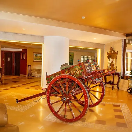 Tk Hotel-2