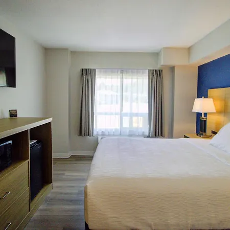 Baymont By Wyndham Gold River-2