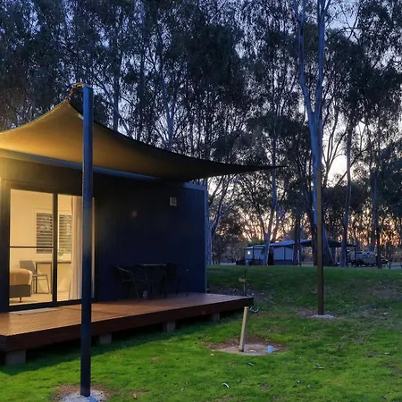 Deniliquin Riverside Caravan Park-3