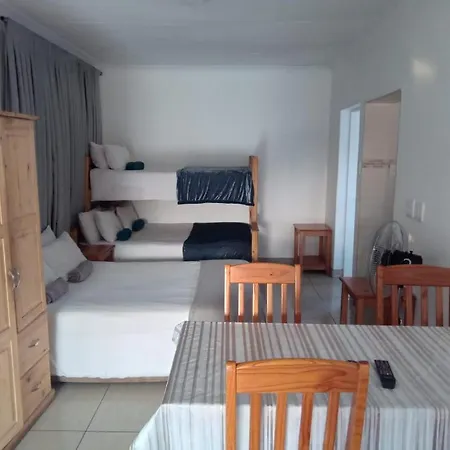 Woodpecker Guesthouse Middelburg Mpumalanga-2