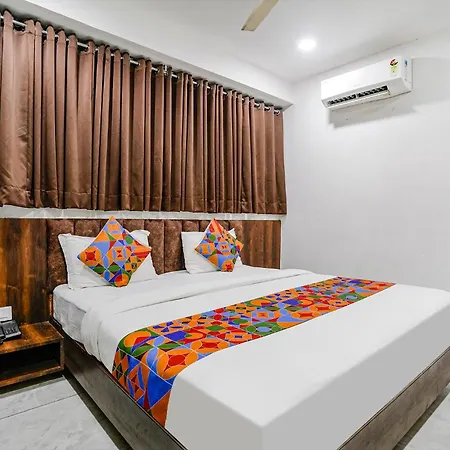 Fabhotel Rose Palace - Vesu-2