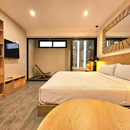 Sofia Boutique Condos By Bunik-2