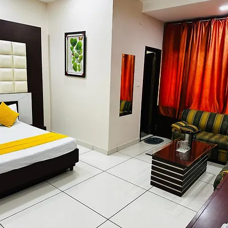 Sunshine Hotel-3