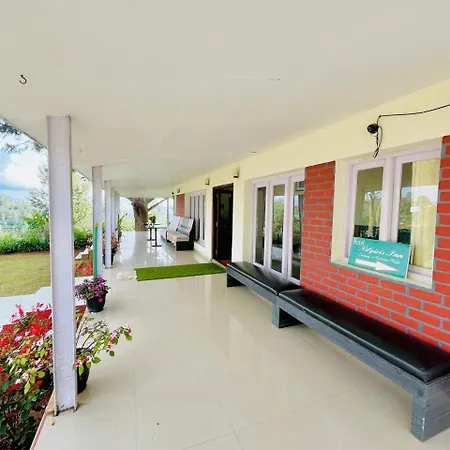 Nilgiris Inn-2