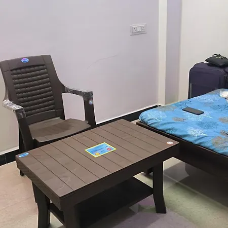 Bhatia Guest House-2