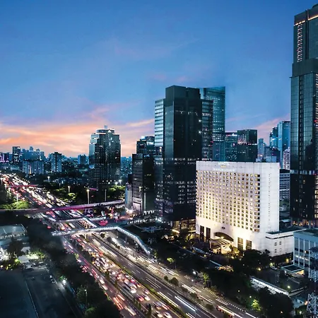 Mangkuluhur Artotel Suites-2