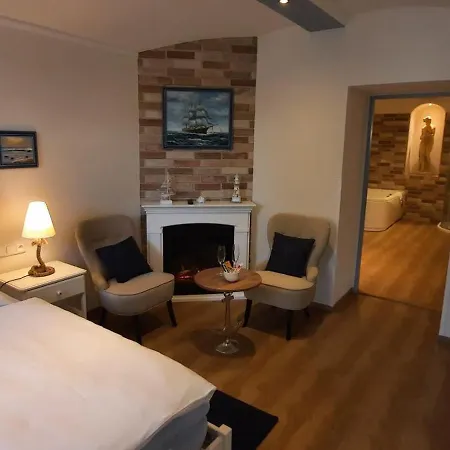 Hotel Excellent-2
