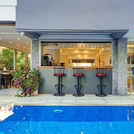 Miss Cleopatra Hotel-2
