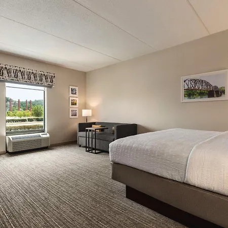 Hampton Inn & Suites Pittsburgh Waterfront West Homestead-3