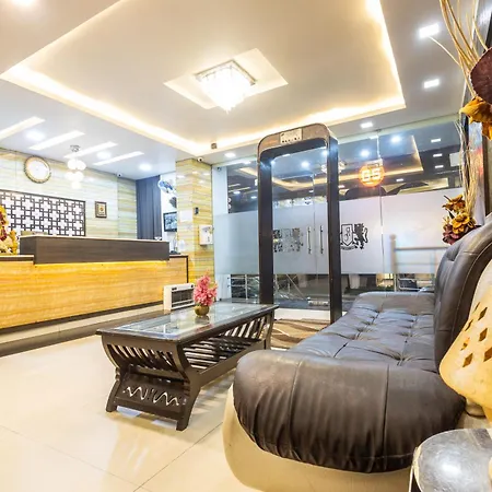 Hotel Red Castle - Near Ganga Ram & Blk Hospital - Karol Bagh-3
