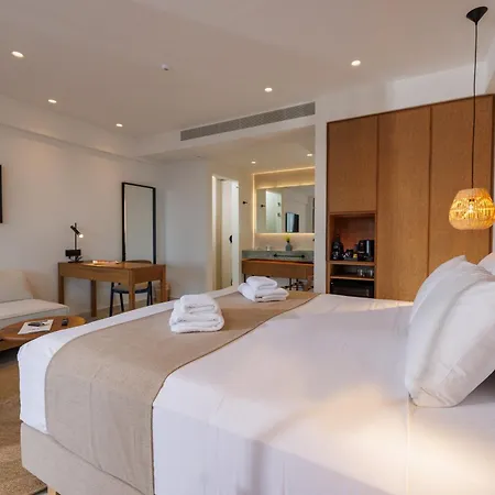 Deos Luxury Suites - Adults Only-2