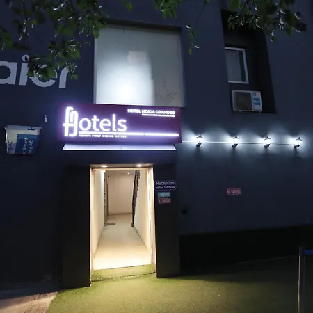 Hotel Noida Grand Sec 58-3