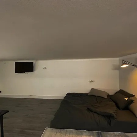 Zeus Living - Old Quater Homestay-2