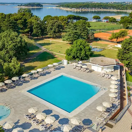 Arena Hotel Holiday-2