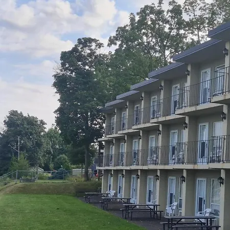The Inn At Lock Seven-2
