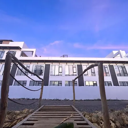 Fun Hotel-2