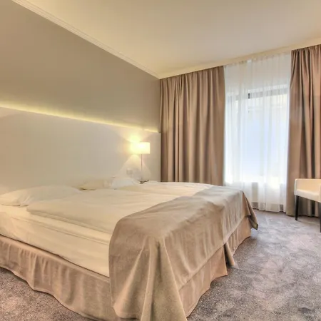 Relexa Hotel Airport Duesseldorf/Ratingen-3