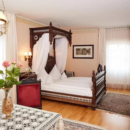 Schloßhotel Kurfürstliches Amtshaus Dauner Burg-2