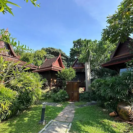 Sugar Hut Resort & Restaurant-2