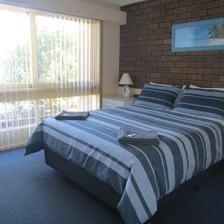Chapman Court-2