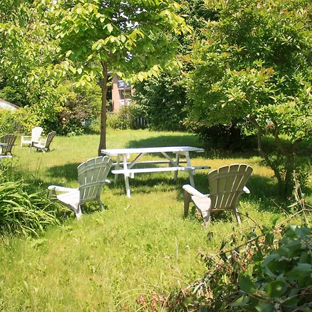 Anna'S Bed & Breakfast-3