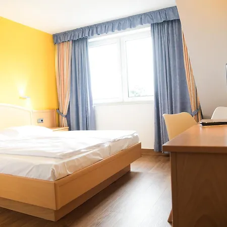 Hotel am Markt Garni - Aegidienberg-3