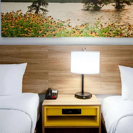 Days Inn By Wyndham Baton Rouge I-10-3