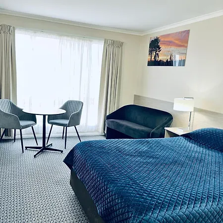 Heemskirk Motor Hotel-2
