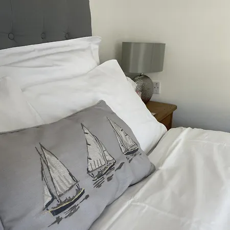 Little Mainstone Guest House-3