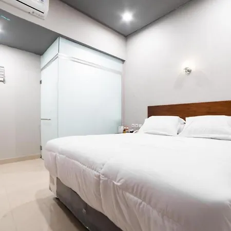 Glamour Hotel And Spa-2