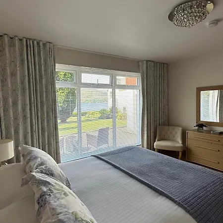 Myrtle Bank Guest House-2