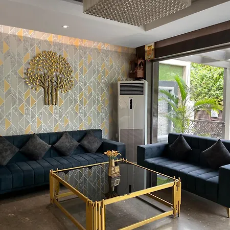 Hotel Royal Livin-2
