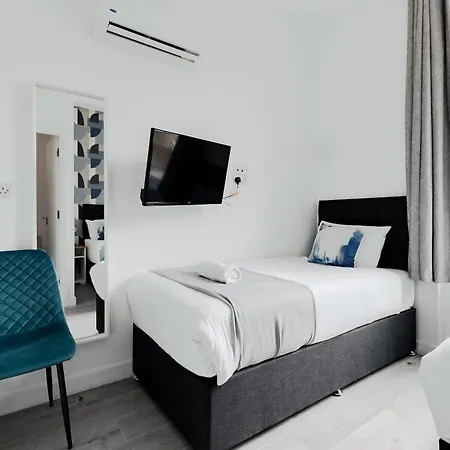 Wembar Hotel-2