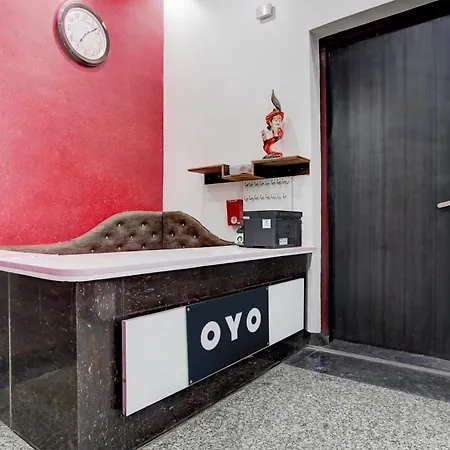 Super Hotel O Govind Nagar Near Krishan Janm Bhoomi-2