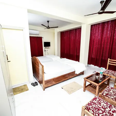 Rishika- Guest House-2