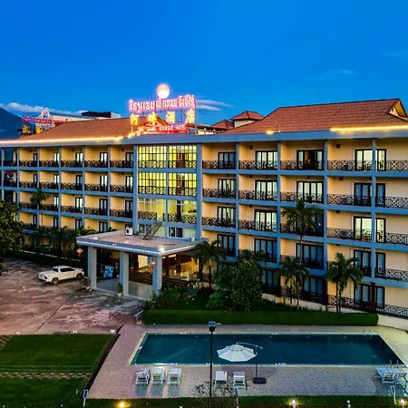 Vang Vieng Lisha The Grand Riverside Hotel--Nam Song River Views From Your Balcony-3