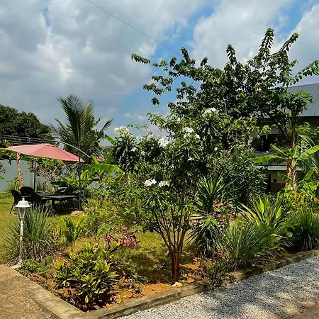 Bruks Guest House-3