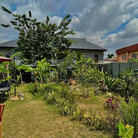 Bruks Guest House-2