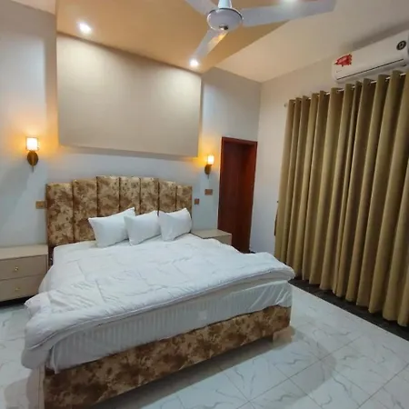 Hotel Roomi Rezidor Multan-3