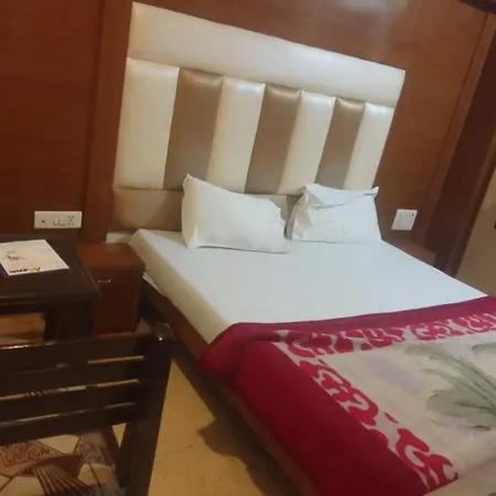 Hotel Noble Inn-2