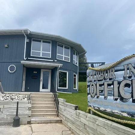 Harbor Inn Algoma-2