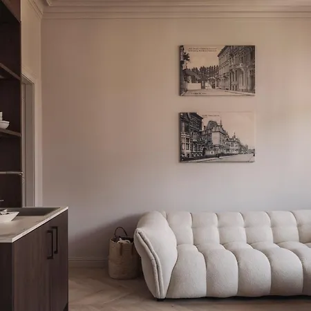 Zurenborg Suites-2