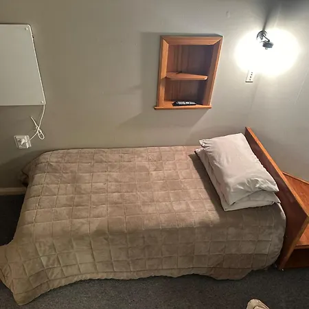 Merrylees Budget Hotel-2