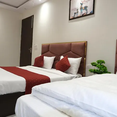 Hotel De Hocks Deluxe - New Delhi Railway Station-2