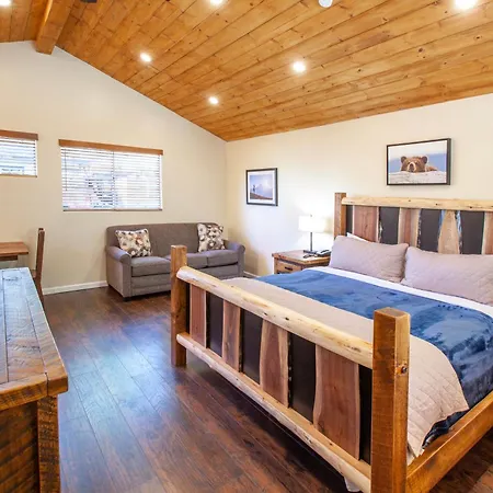 Tahquitz Pines Retreat-2
