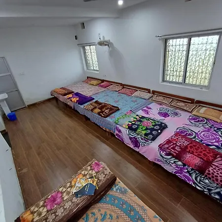 Madhu Guesthouse-3