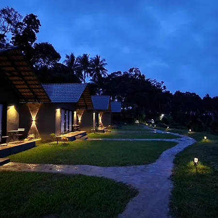 Bendheka - Cliff Front Cottages Coorg-3