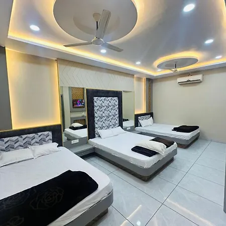 Hotel Om Shree Palace , Near Railway Station And Mahakal Lok-2